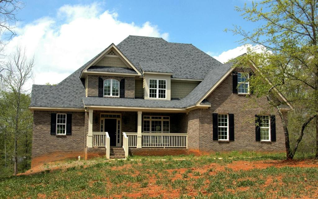 How to Extend the Life of Your Roof: 7 Practical&nbsp;Tips